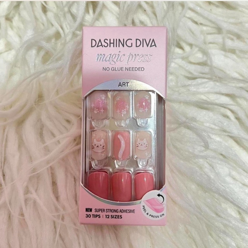 Dashing Diva Magic Press Nails from Korea 
in cheek meow
NEW RARE